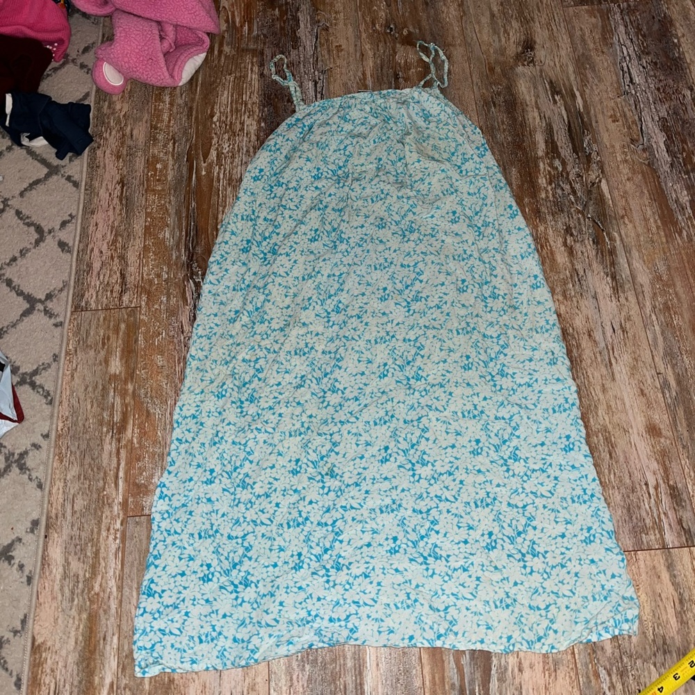 Woman’s Island Planet Blue & White Floral Print Slip Dress Size Medium